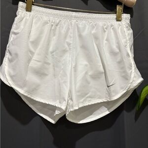 Nike White Athletic Shorts Lightweight Moisture-Wicking